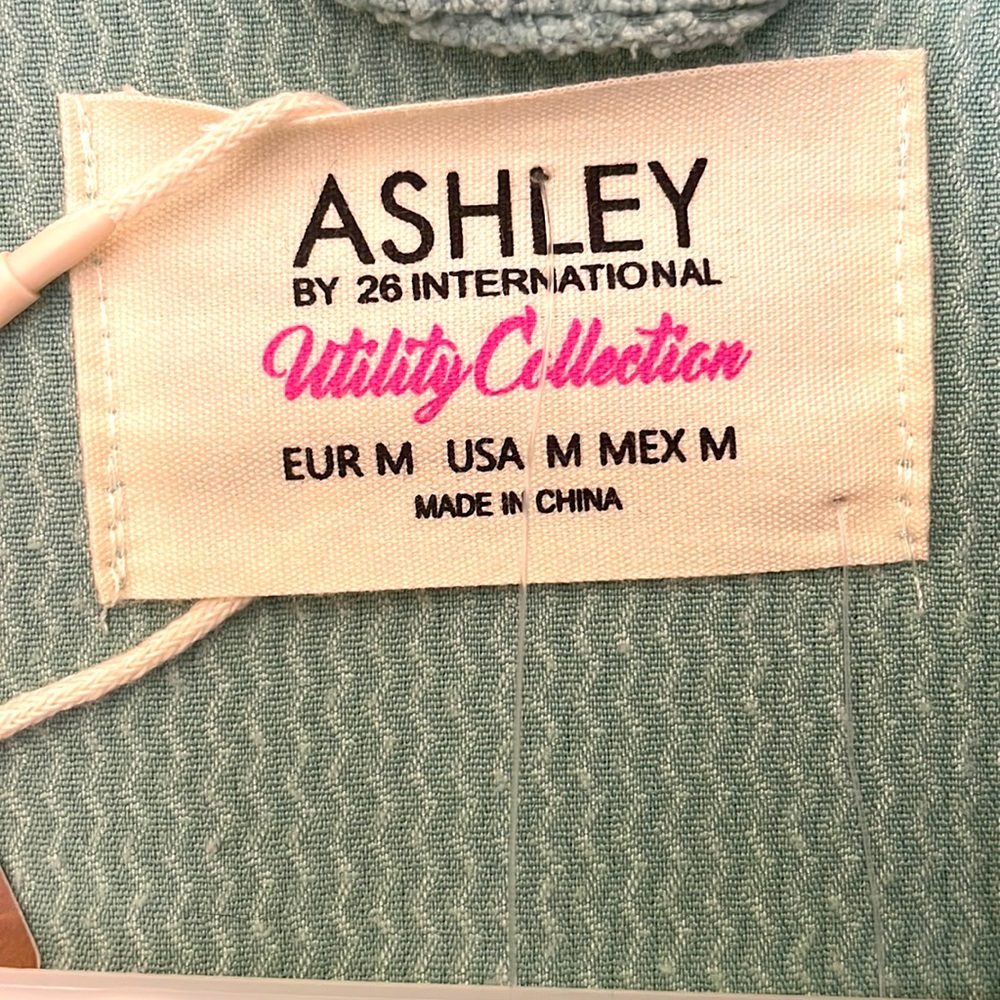 NWT Beautiful Oversized Shacket Blue / Teal Size Medium - Picture 4 of 7